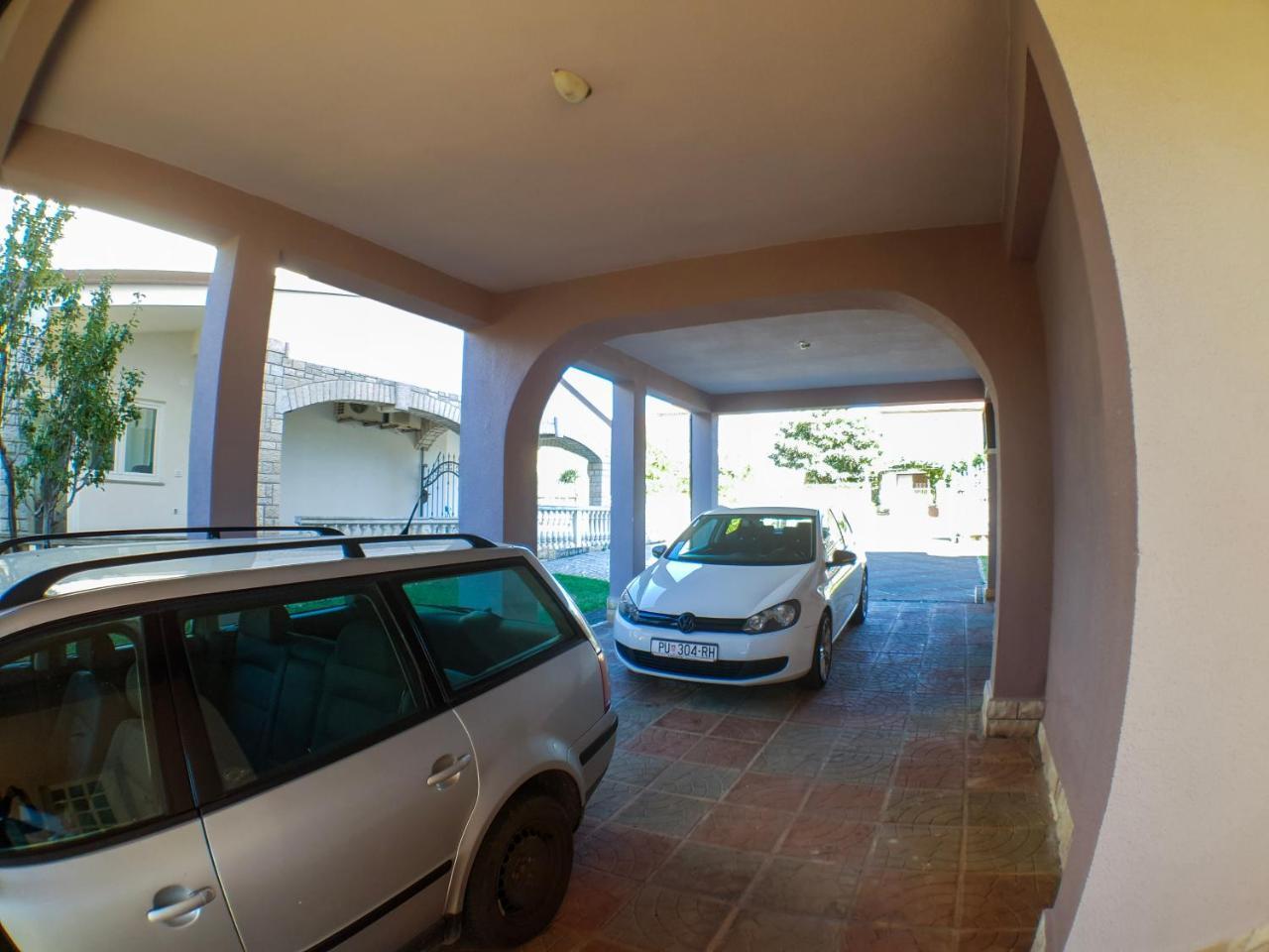 Apartments Jozic Peroj Dış mekan fotoğraf